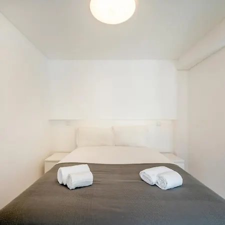 Guestready - Modernity Refine Near Airport Holiday home Lisbon