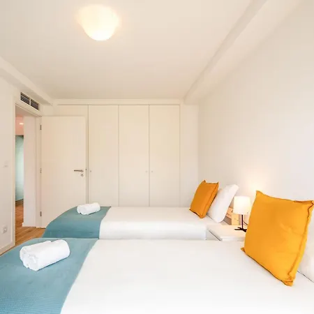 Guestready - Modernity Refine Near Airport Holiday home Lisbon