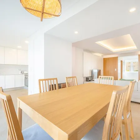 Guestready - Modernity Refine Near Airport Holiday home *