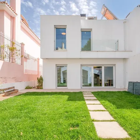 Guestready - Modernity Refine Near Airport Holiday home